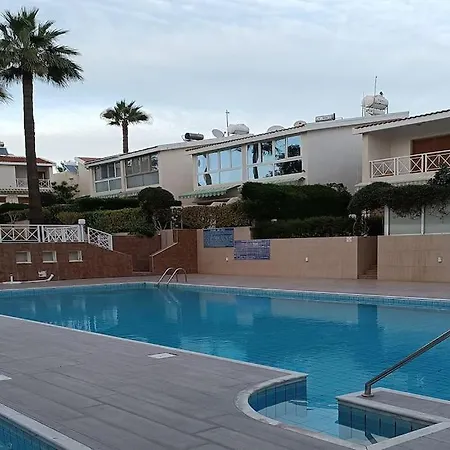 Sea View House With Pool Limassol