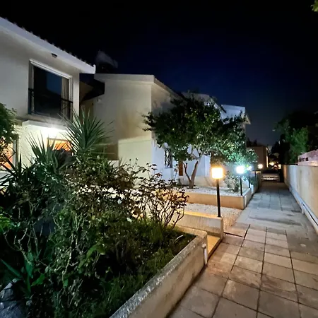 Ferienhaus Sea View House With Pool Limassol