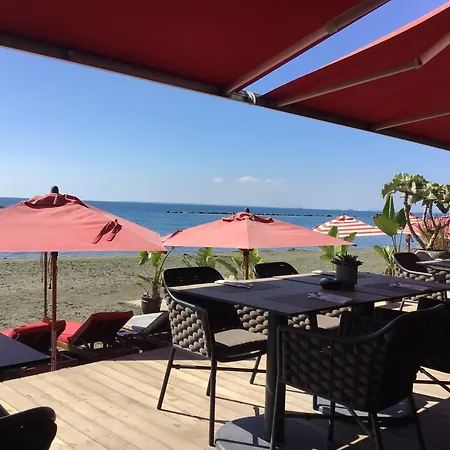 Sea View House With Pool